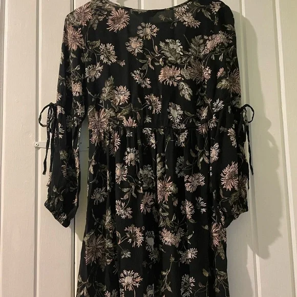 American Eagle Outfitters XXS EUC - Picture 5 of 9